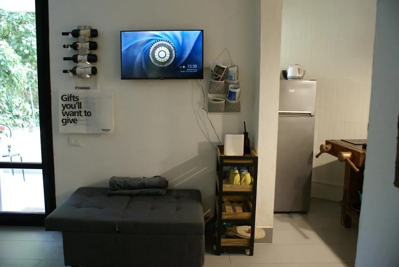 Domusauroom, Relax Nel Cuore Della Versilia - Pet Friendly Viareggio 0*,  Italien