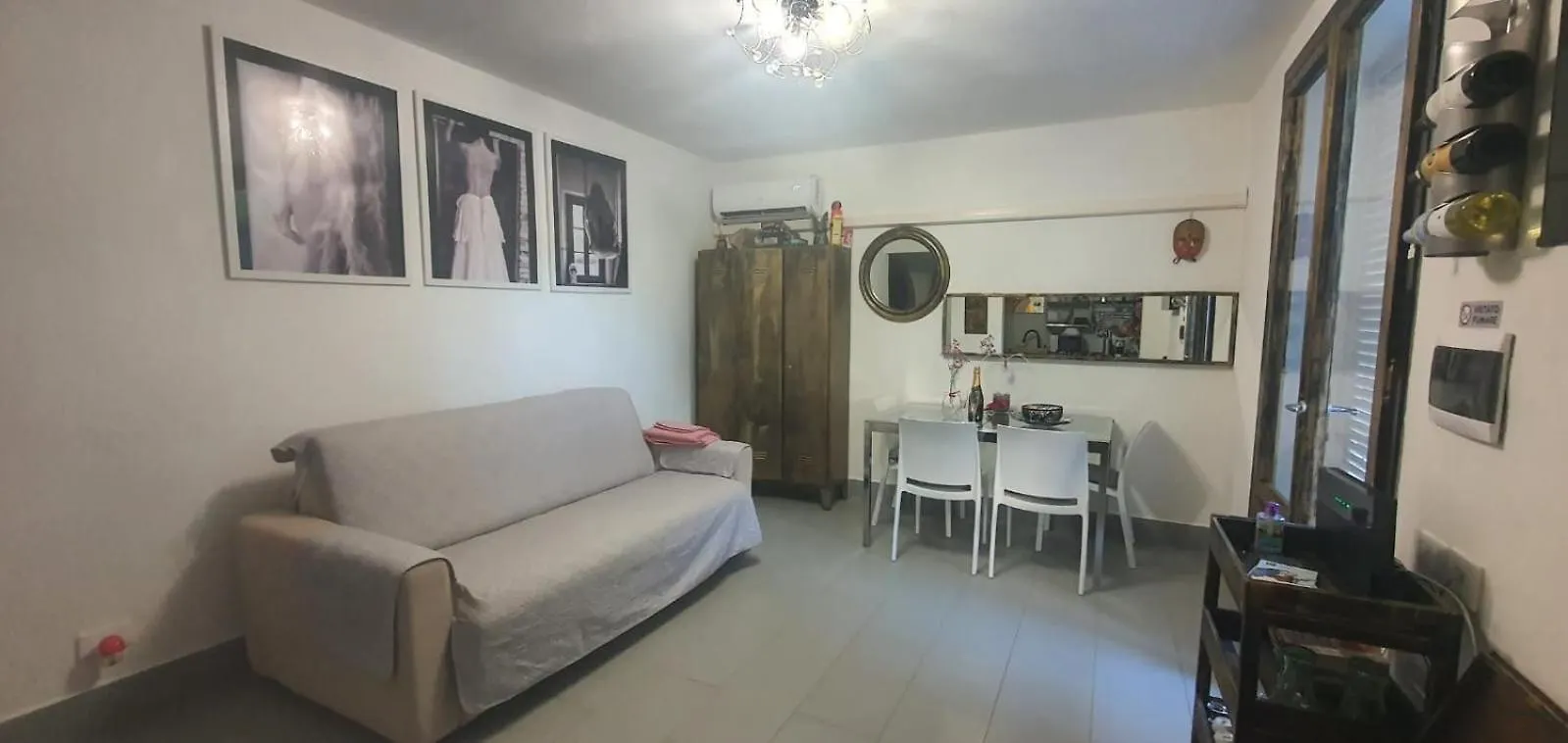 Domusauroom, Relax Nel Cuore Della Versilia - Pet Friendly Viareggio 0*,  Italien