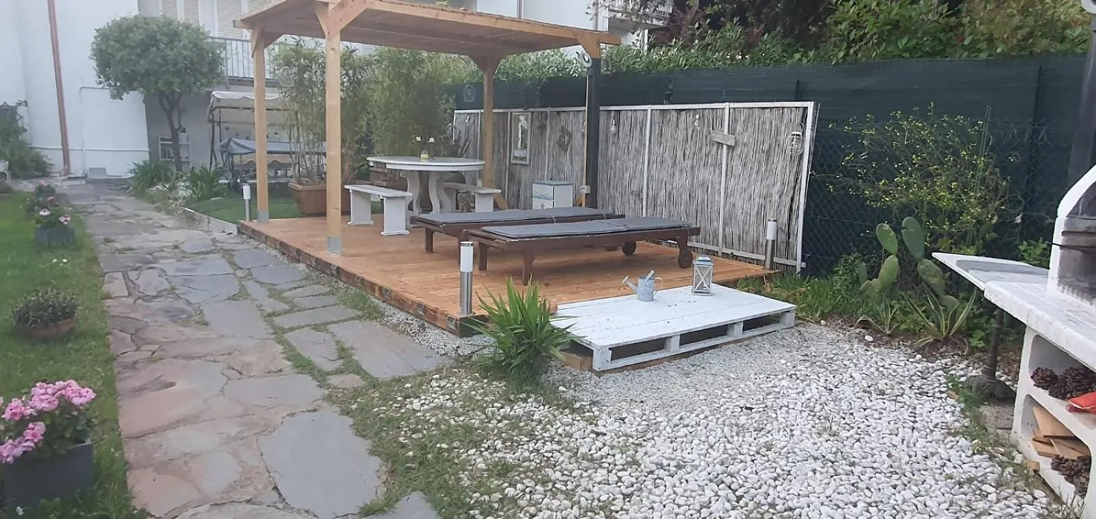 Domusauroom, Relax Nel Cuore Della Versilia - Pet Friendly Viareggio