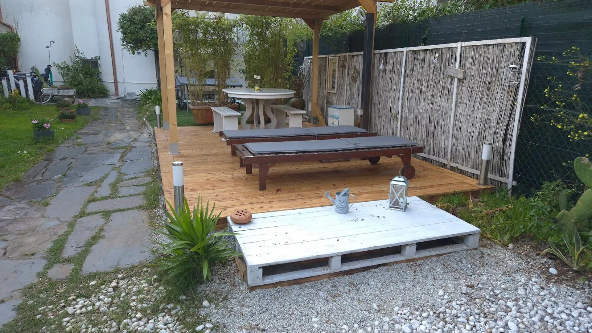 Domusauroom, Relax Nel Cuore Della Versilia - Pet Friendly Viareggio