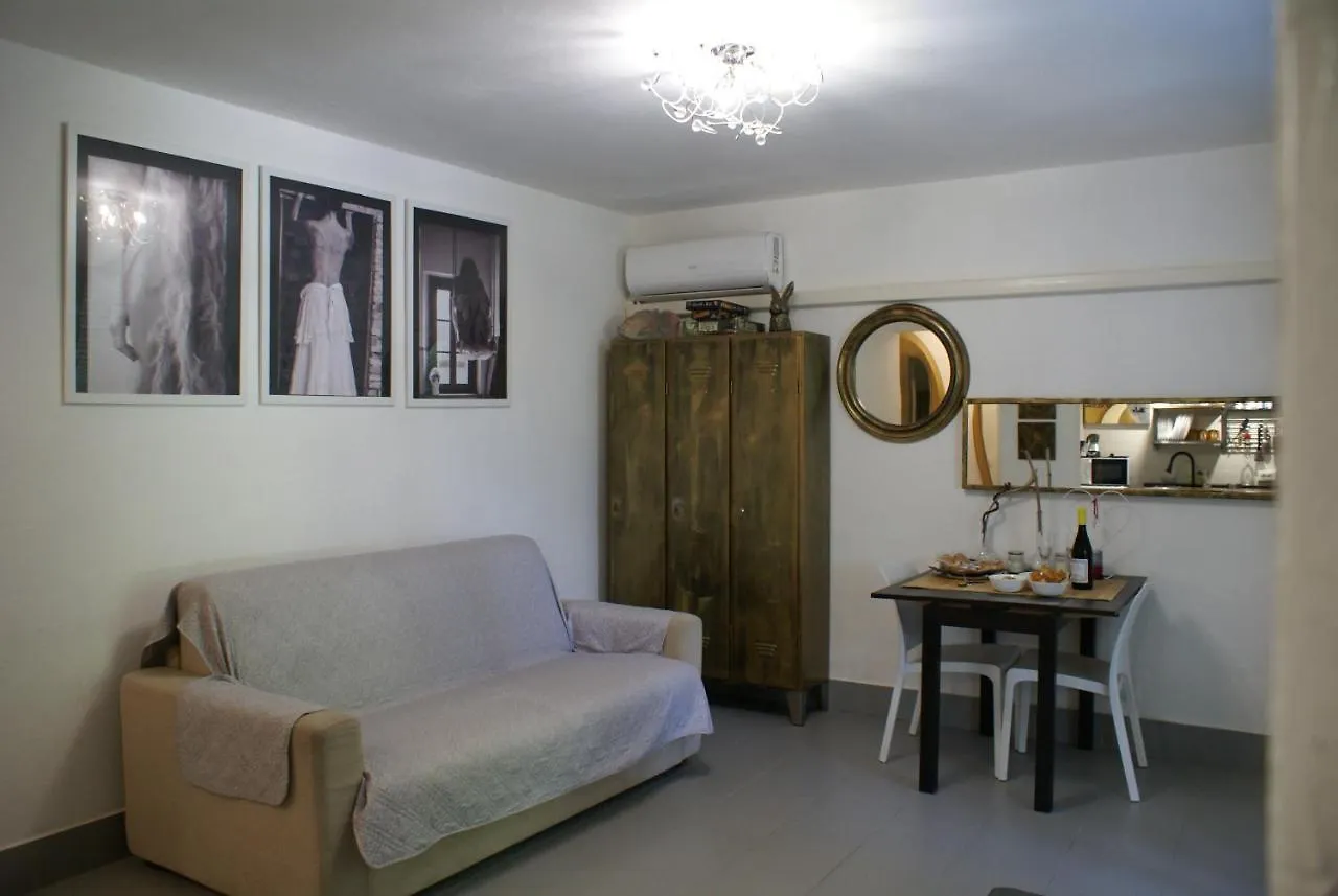 Apartment Domusauroom, Relax Nel Cuore Della Versilia - Pet Friendly Viareggio Italy